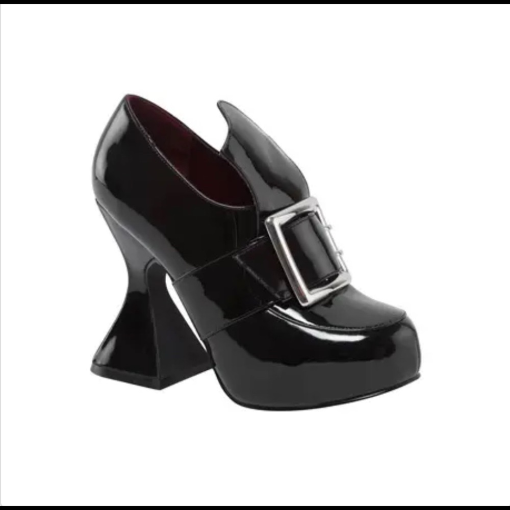 New, never worn Killstar pumps